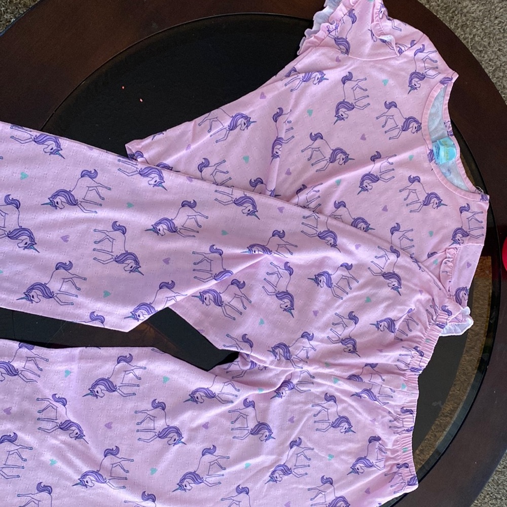 Pink unicorn pant pajama set in size children’s large (14)